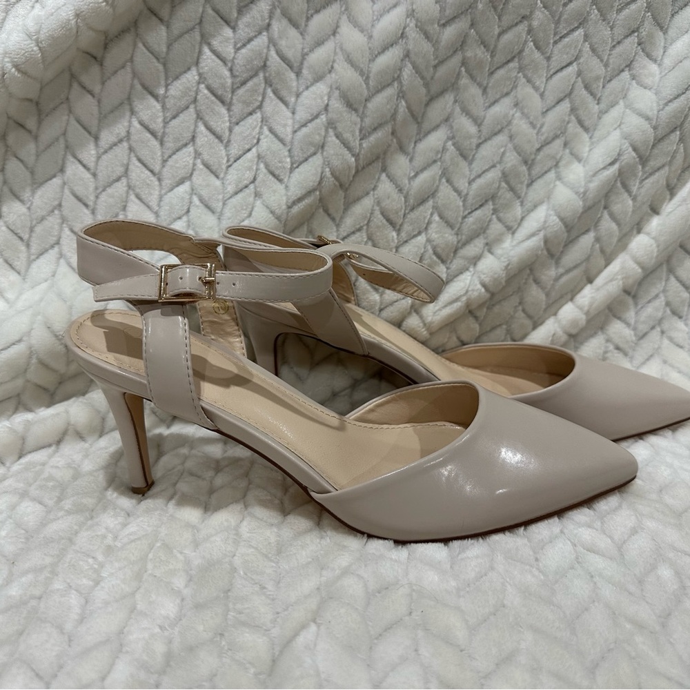 Nude heels size 10